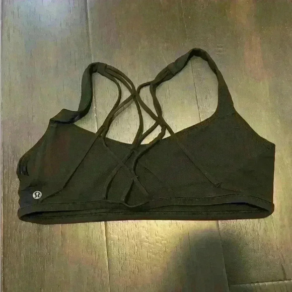 Lululemon Free  To Be Zen Bra
Black size: 10 - Picture 4 of 6